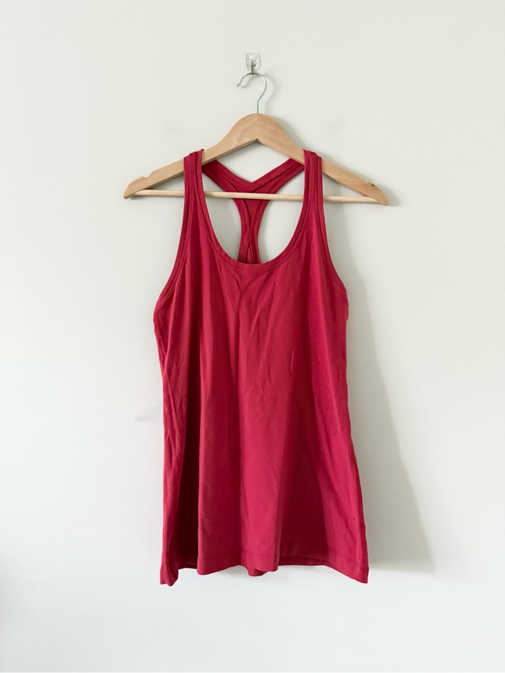Lululemon Red Racerback Athletic Tank Top Size 8